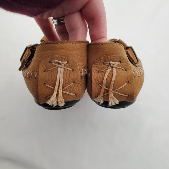 ✨ VINTAGE TREASURE ALERT! | 1970s Leather T-Strap Boho Chic flats ✨5.5 - Picture 7 of 7